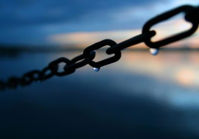 Blessed are the chain's smallest links#