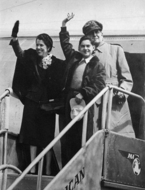 MacArthur and family 1950